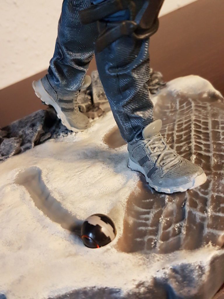 TOM CLANCYS THE DIVISION™ SHD AGENT FIGURINE 8 e1490119808662 TOM CLANCYS THE DIVISION™ SHD AGENT FIGURINE 8 e1490119808662